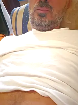 Snapshot of 1talianBeutifulCock chatting on September 15, 10:48 am 1talianBeutifulCock online show from September 15, 10:48 am