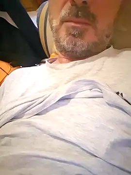 Snapshot of 1talianBeutifulCock chatting on October 28, 11:14 am 1talianBeutifulCock online show from October 28, 11:14 am