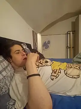 perla97 online show from December 1, 5:24 pm