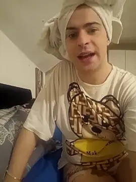 perla97 online show from December 2, 4:20 pm