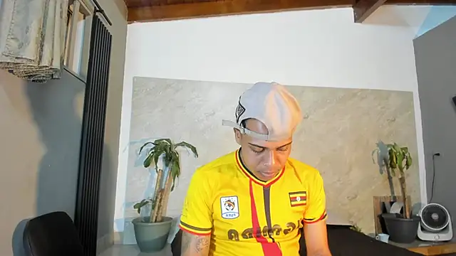 ada-brooke online show from February 18, 3:42 am