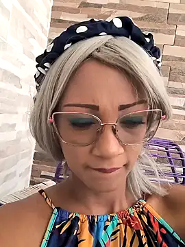 Amaliu  online show from February 3, 6:39 pm