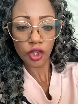 Amaliu  online show from March 10, 8:56 pm