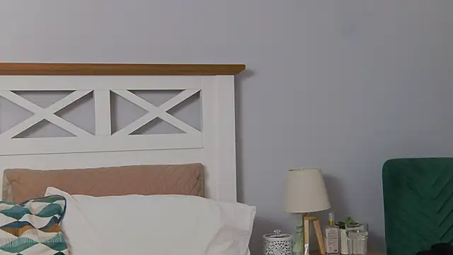 BarbaraHaze online show from December 3, 9:01 pm