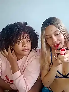 DANIELA MICHEL online show from December 9, 3:44 pm