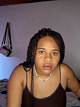 DANIELA MICHEL online show from December 20, 6:35 pm