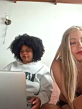 DANIELA MICHEL online show from January 23, 8:35 pm