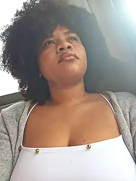 DANIELA MICHEL online show from February 14, 1:29 pm