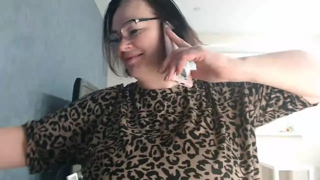 Snapshot of Nora_Star chatting on November 7, 5:35 pm Nora Star online show from November 7, 5:35 pm