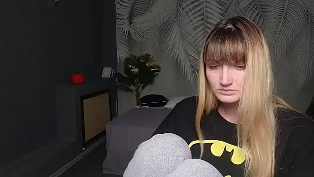 Nika Kitten online show from November 28, 9:45 am