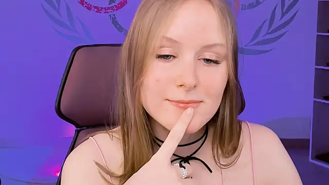 Snapshot of VivienLeeigh chatting on January 18, 3:16 pm VivienLeeigh online show from January 18, 3:16 pm