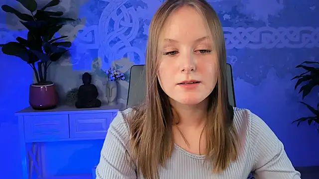 Snapshot of VivienLeeigh chatting on March 1, 12:12 pm VivienLeeigh online show from March 1, 12:12 pm