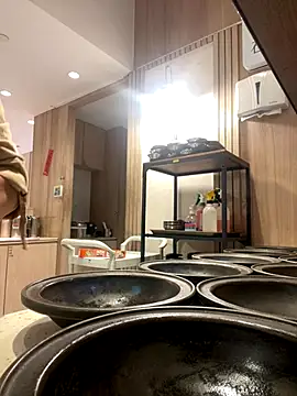 Snapshot of TaiwanSlutBitch chatting on December 4, 2:53 am TaiwanSlutBitch online show from December 4, 2:53 am