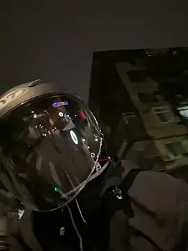 Snapshot of TaiwanSlutBitch chatting on February 8, 3:42 pm TaiwanSlutBitch online show from February 8, 3:42 pm