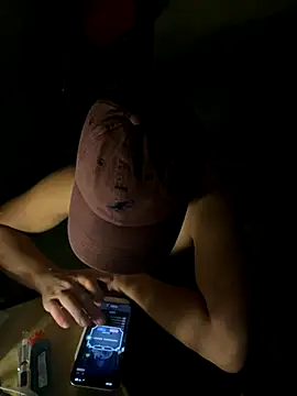 Snapshot of TaiwanSlutBitch chatting on October 22, 6:40 pm TaiwanSlutBitch online show from October 22, 6:40 pm