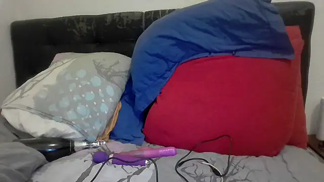 Cindy22 online show from March 3, 10:31 pm