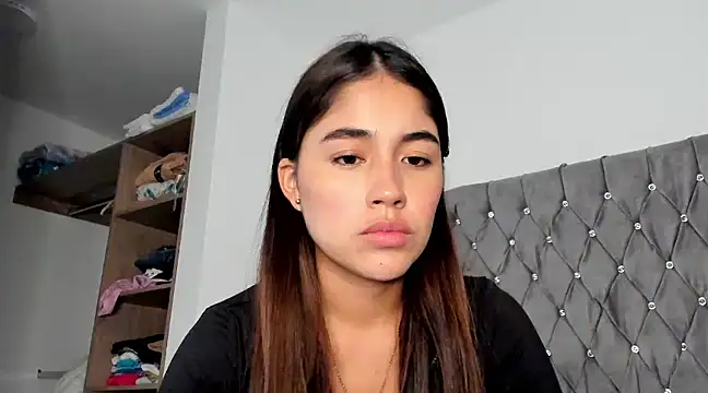 AriaMontgomery online show from December 14, 2:56 am