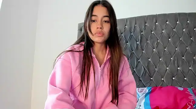 AriaMontgomery online show from January 20, 9:35 am