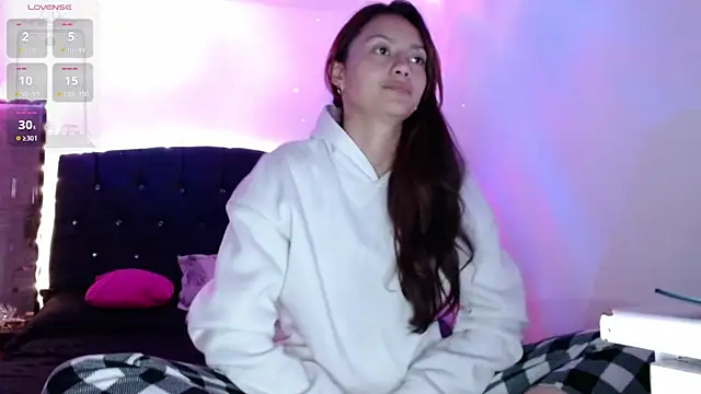 holy juli online show from January 21, 5:49 am