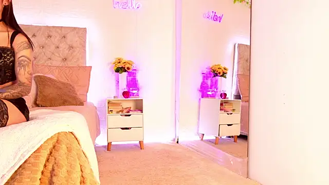 Snapshot of Anastasia2023 chatting on September 28, 7:14 am Anastasia2023 online show from September 28, 7:14 am