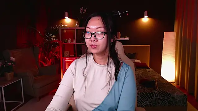 Marine Vact online show from October 13, 2:06 pm