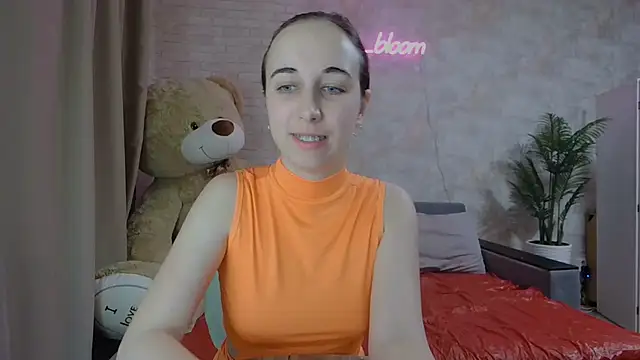 Snapshot of Anika_bloom chatting on March 10, 8:34 pm Anika bloom online show from March 10, 8:34 pm