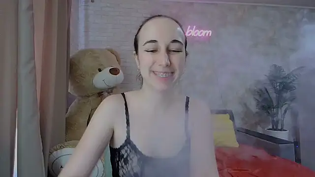 Snapshot of Anika_bloom chatting on March 17, 7:35 am Anika bloom online show from March 17, 7:35 am