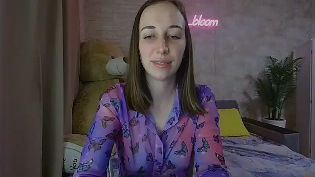 Snapshot of Anika_bloom chatting on September 15, 11:49 pm Anika bloom online show from September 15, 11:49 pm