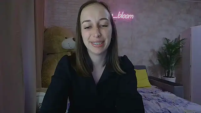 Snapshot of Anika_bloom chatting on September 16, 1:45 pm Anika bloom online show from September 16, 1:45 pm