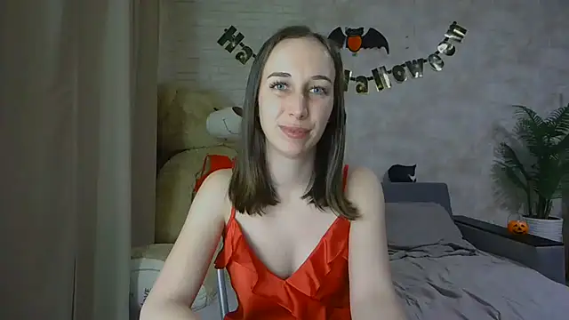 Snapshot of Anika_bloom chatting on October 31, 12:22 am Anika bloom online show from October 31, 12:22 am