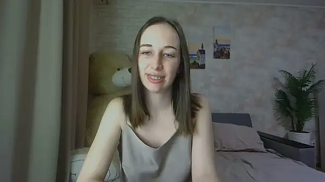 Snapshot of Anika_bloom chatting on November 5, 9:04 pm Anika bloom online show from November 5, 9:04 pm