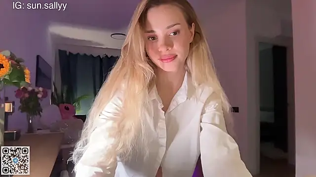 sunsally online show from December 1, 7:52 pm