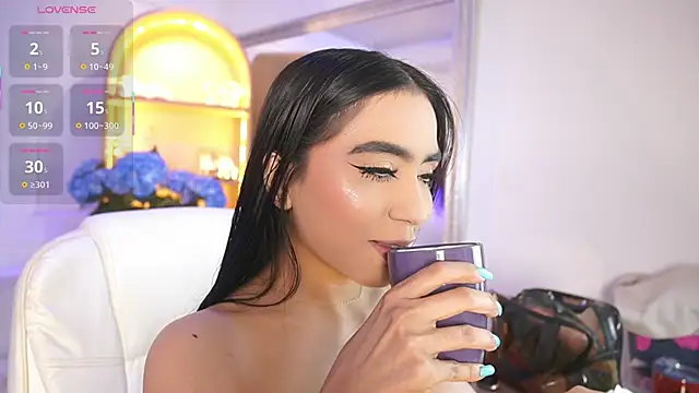 elasummer online show from November 22, 12:26 pm