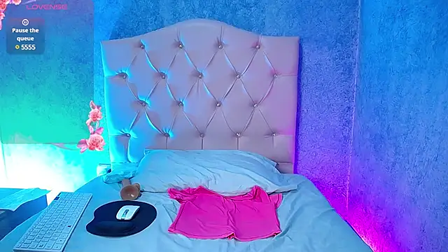 jennaa milf  online show from January 24, 7:28 pm