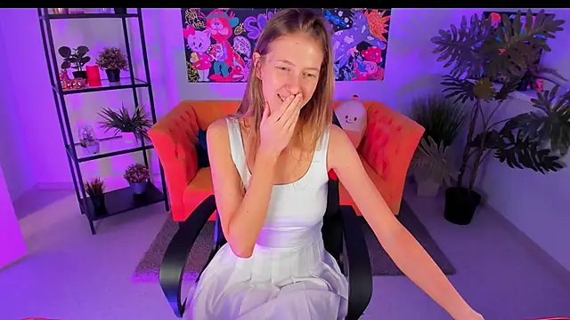 Snapshot of Sharon_Evansi chatting on December 22, 3:44 pm Sharon Evansi online show from December 22, 3:44 pm