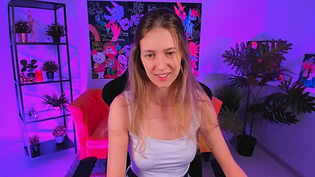 Snapshot of Sharon_Evansi chatting on December 26, 8:50 am Sharon Evansi online show from December 26, 8:50 am