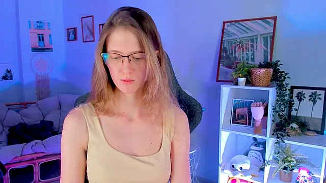 Snapshot of Sharon_Evansi chatting on March 6, 12:09 pm Sharon Evansi online show from March 6, 12:09 pm