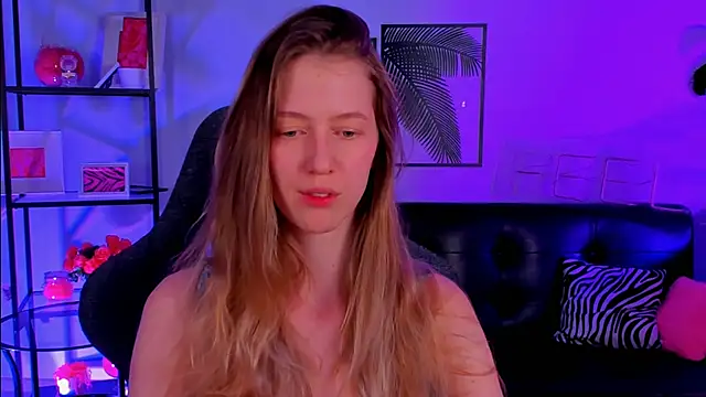 Snapshot of Sharon_Evansi chatting on March 13, 12:02 pm Sharon Evansi online show from March 13, 12:02 pm