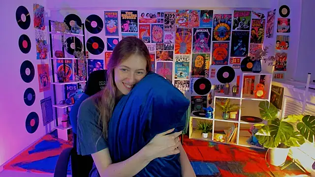 Snapshot of Sharon_Evansi chatting on March 22, 6:03 pm Sharon Evansi online show from March 22, 6:03 pm