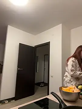 Snapshot of CookyDaisy chatting on December 10, 9:54 pm CookyDaisy online show from December 10, 9:54 pm