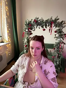 Snapshot of CookyDaisy chatting on December 26, 8:39 am CookyDaisy online show from December 26, 8:39 am