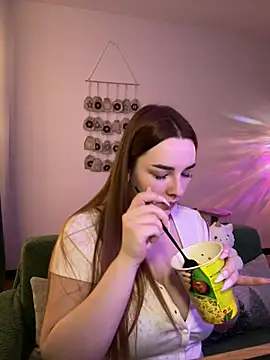 Snapshot of CookyDaisy chatting on January 5, 4:59 pm CookyDaisy online show from January 5, 4:59 pm