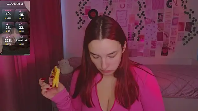 Snapshot of CookyDaisy chatting on October 2, 12:23 pm CookyDaisy online show from October 2, 12:23 pm