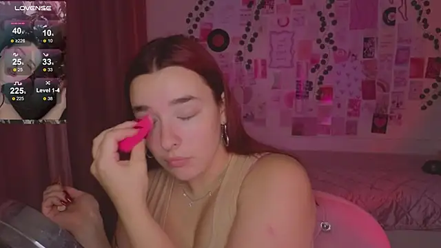 Snapshot of CookyDaisy chatting on October 11, 6:39 pm CookyDaisy online show from October 11, 6:39 pm