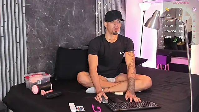 Duriel  online show from January 9, 12:19 pm