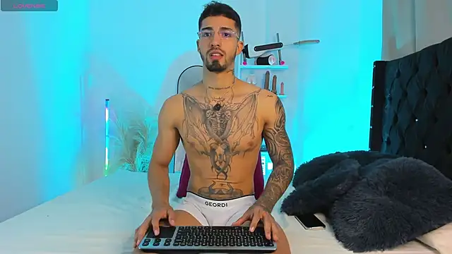 Duriel  online show from September 23, 6:11 pm