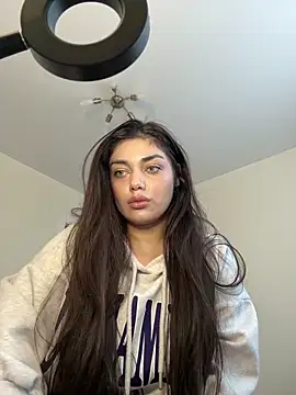 Sweet Khalifa  online show from February 16, 2:21 pm