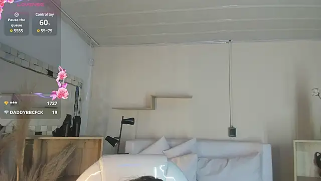 Snapshot of Meelanny_ds chatting on January 23, 8:04 am Meelanny ds online show from January 23, 8:04 am