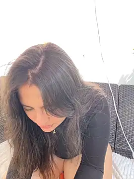 PoliBenett  online show from December 12, 4:43 pm