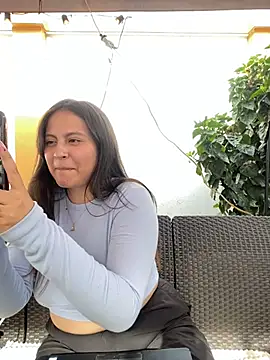 PoliBenett  online show from December 13, 8:15 pm